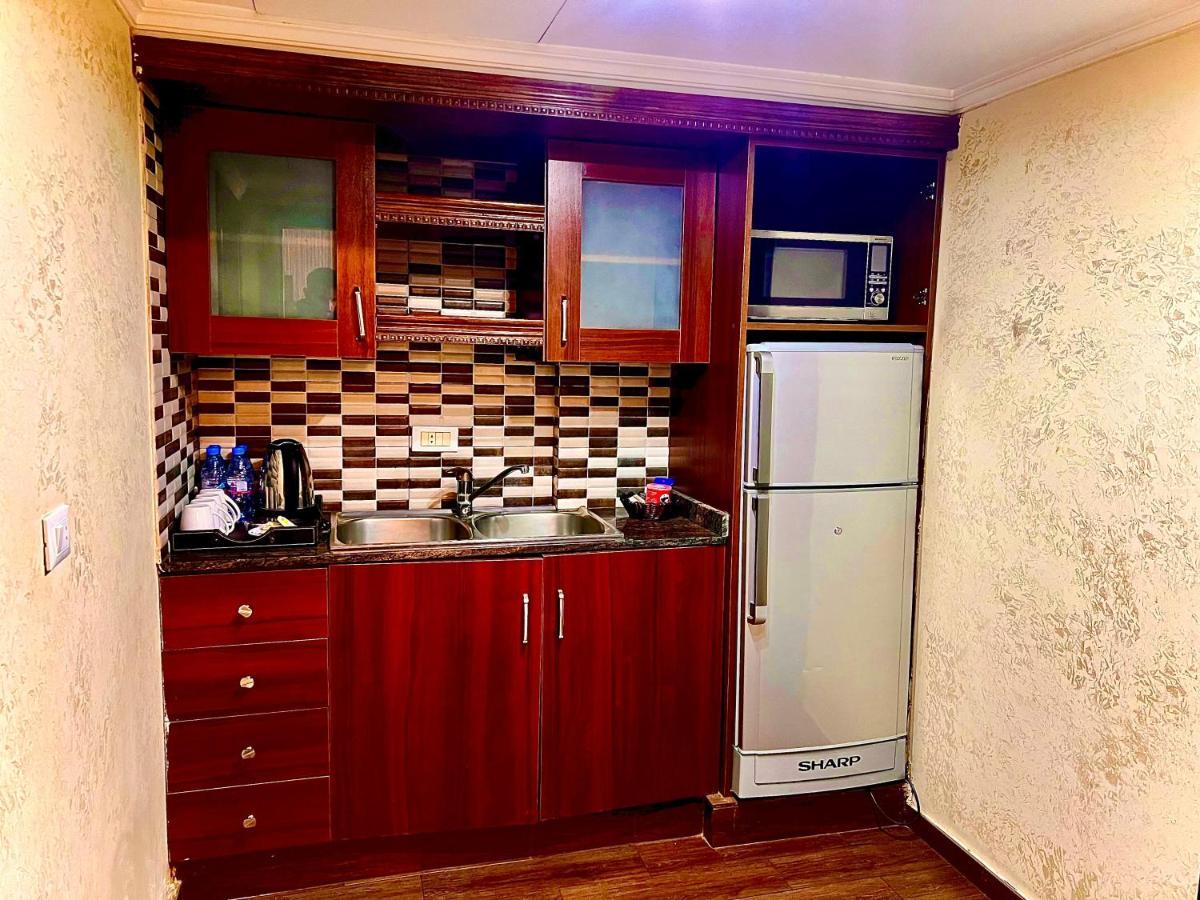 Queens Suite Hotel Bejrút Kültér fotó