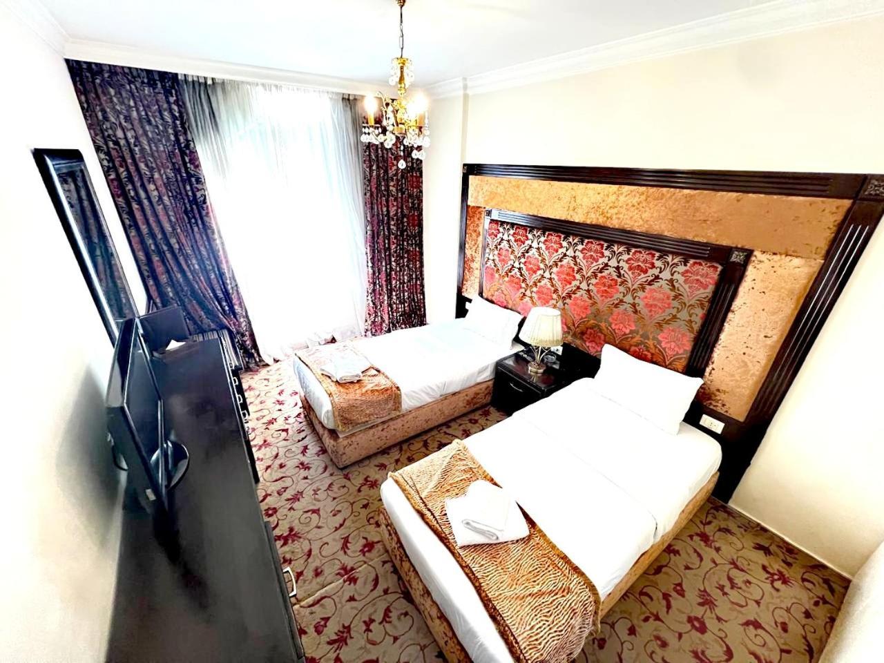 Queens Suite Hotel Bejrút Kültér fotó