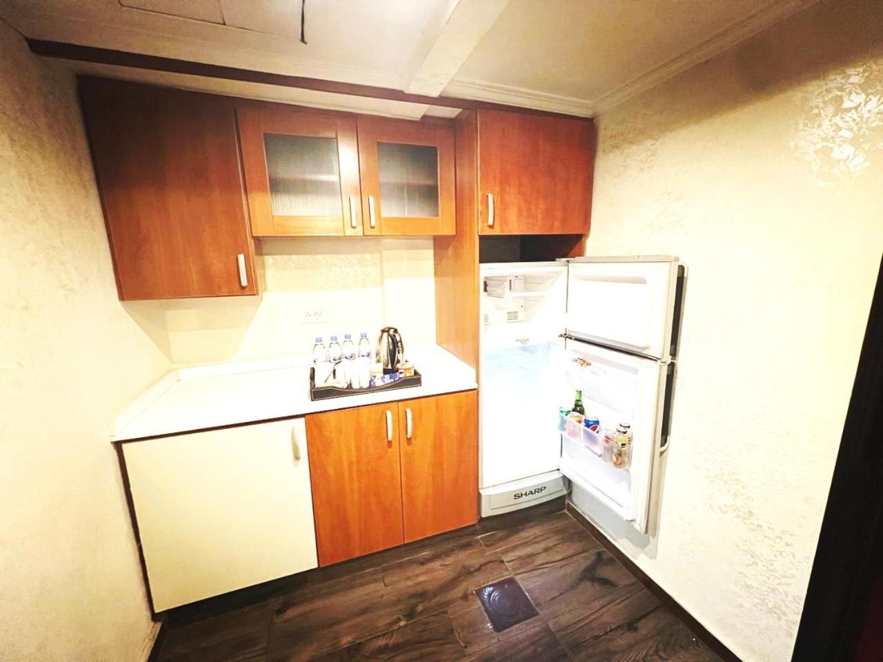 Queens Suite Hotel Bejrút Kültér fotó