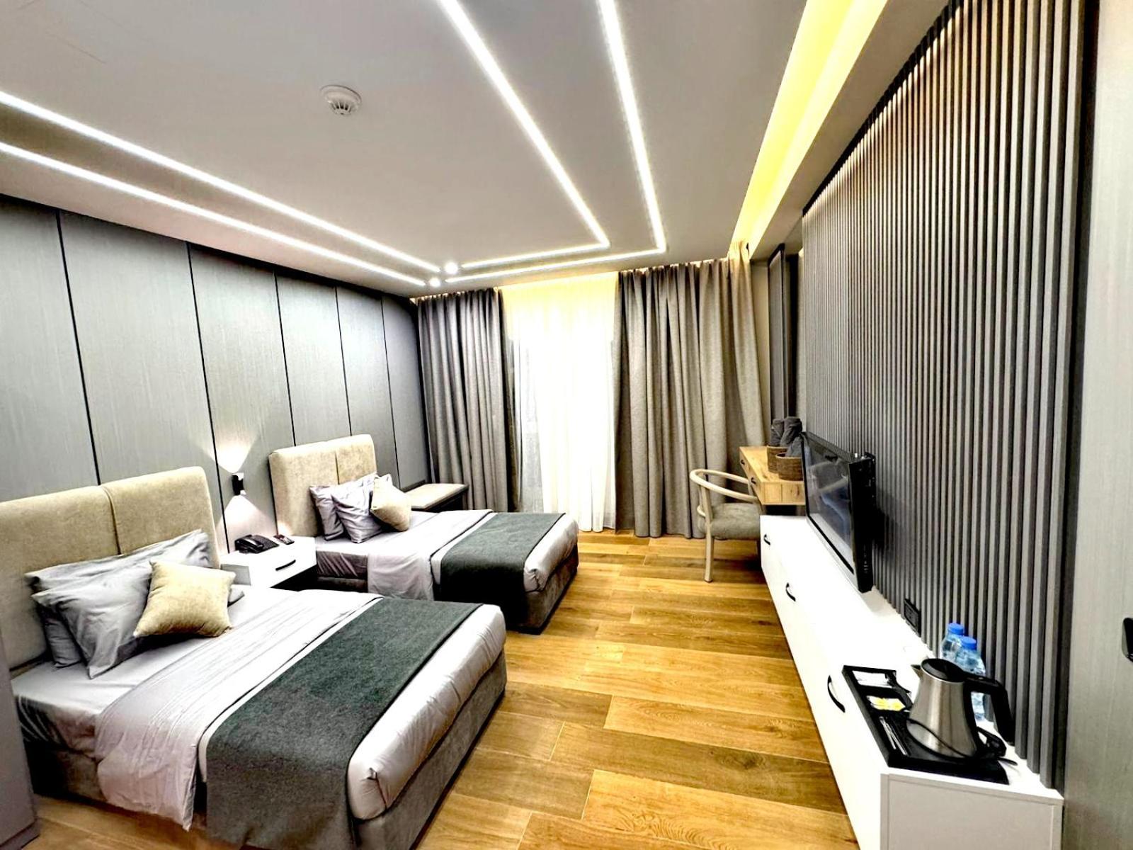Queens Suite Hotel Bejrút Kültér fotó
