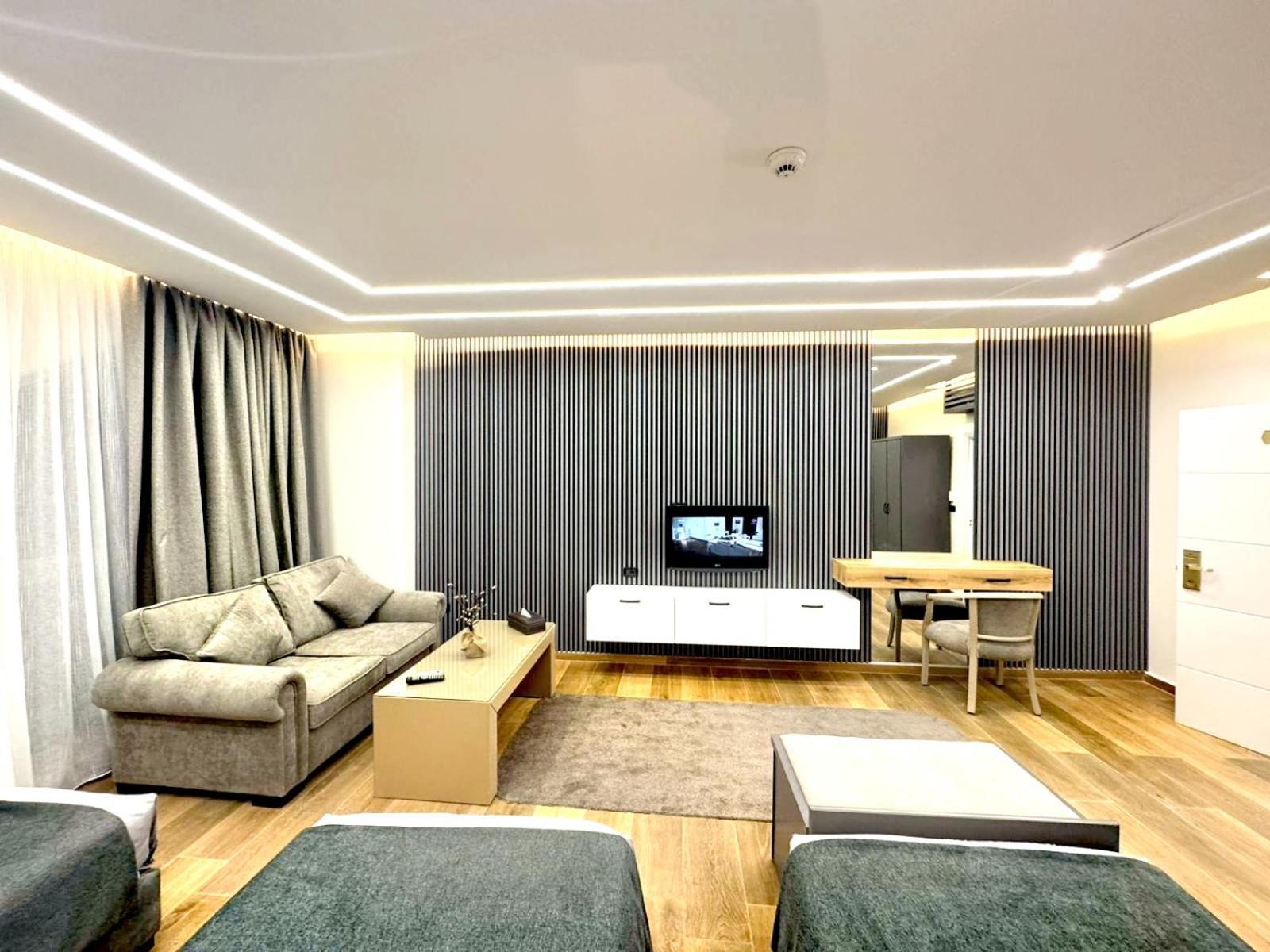 Queens Suite Hotel Bejrút Kültér fotó