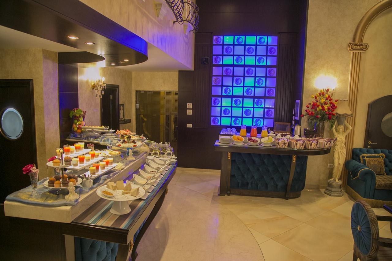 Queens Suite Hotel Bejrút Kültér fotó